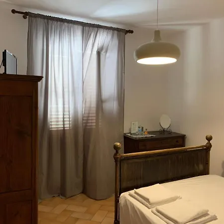 Alojamento de Acomodação e Pequeno-almoço La Loccaia